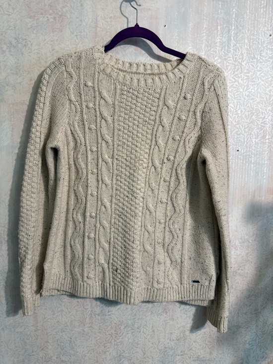 Hollister Sweaters - Hollister Cream Cable-Knit Crewneck Sweater, Cozy, Layering Piece Sz Medium